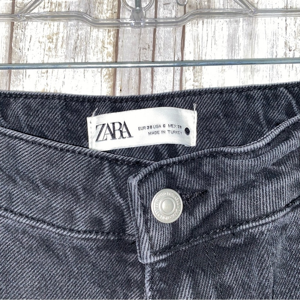 Zara Black High Rise Straight Leg Jeans - Picture 5 of 7